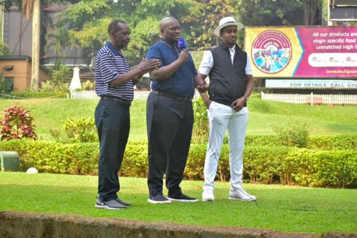 Prince Jjunju alongside Oweek Patrick Mugumbule opening the coronation games Image
